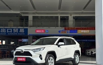 Toyota RAV4, 2021 год, 2 300 000 рублей, 1 фотография