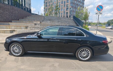 Mercedes-Benz E-Класс, 2021 год, 4 800 000 рублей, 4 фотография