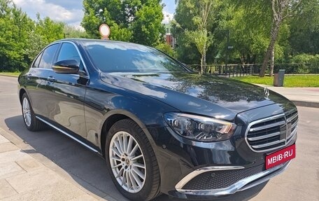 Mercedes-Benz E-Класс, 2021 год, 4 800 000 рублей, 1 фотография
