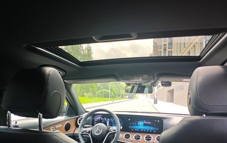 Mercedes-Benz E-Класс, 2021 год, 4 800 000 рублей, 19 фотография