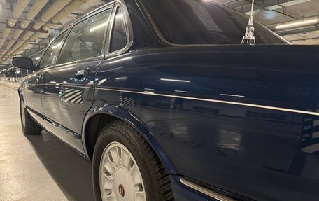Daimler X300, 1995 год, 4 500 000 рублей, 31 фотография