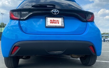 Toyota Yaris, 2021 год, 1 650 000 рублей, 12 фотография
