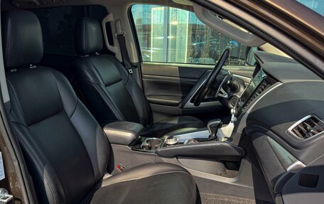 Mitsubishi Montero Sport, 2021 год, 3 759 000 рублей, 9 фотография