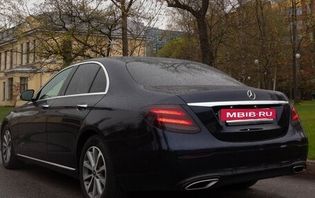 Mercedes-Benz E-Класс, 2018 год, 3 800 000 рублей, 7 фотография