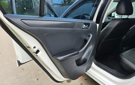 Volkswagen Jetta VI, 2015 год, 820 000 рублей, 13 фотография