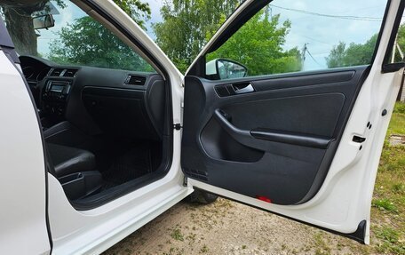 Volkswagen Jetta VI, 2015 год, 820 000 рублей, 6 фотография