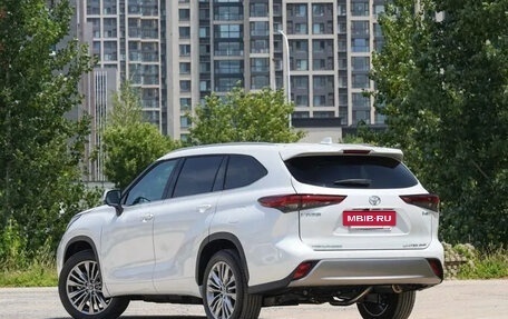 Toyota Highlander, 2025 год, 5 370 000 рублей, 3 фотография