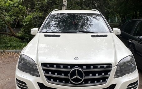 Mercedes-Benz M-Класс, 2011 год, 1 750 000 рублей, 4 фотография