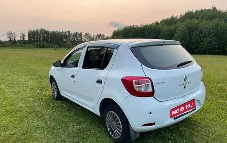 Renault Sandero II рестайлинг, 2017 год, 565 000 рублей, 4 фотография