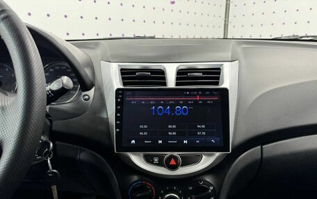 Hyundai Solaris II рестайлинг, 2015 год, 860 000 рублей, 15 фотография