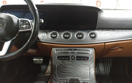 Mercedes-Benz E-Класс, 2019 год, 3 825 000 рублей, 19 фотография