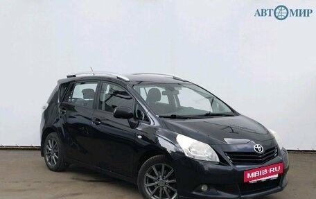 Toyota Verso I, 2010 год, 967 000 рублей, 3 фотография