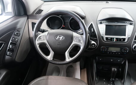 Hyundai ix35 I рестайлинг, 2010 год, 1 399 000 рублей, 12 фотография