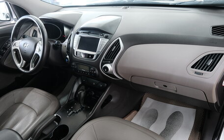 Hyundai ix35 I рестайлинг, 2010 год, 1 399 000 рублей, 22 фотография