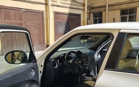 Nissan Juke II, 2012 год, 900 000 рублей, 6 фотография