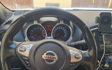 Nissan Juke II, 2012 год, 900 000 рублей, 13 фотография