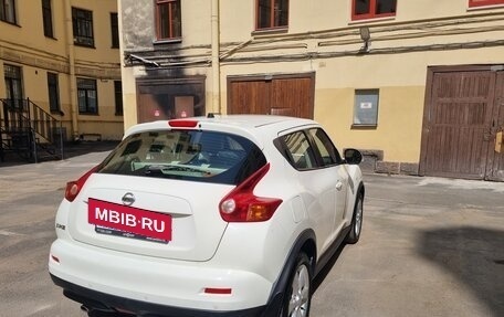 Nissan Juke II, 2012 год, 900 000 рублей, 10 фотография