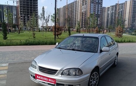 Toyota Avensis III рестайлинг, 2002 год, 550 000 рублей, 4 фотография