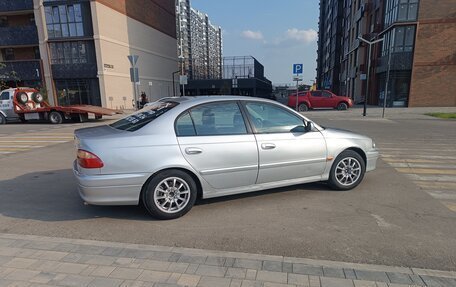Toyota Avensis III рестайлинг, 2002 год, 550 000 рублей, 7 фотография