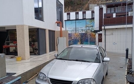 Toyota Avensis III рестайлинг, 2002 год, 550 000 рублей, 15 фотография