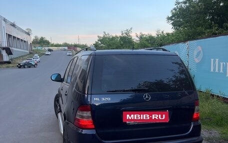 Mercedes-Benz M-Класс, 1998 год, 1 000 000 рублей, 3 фотография