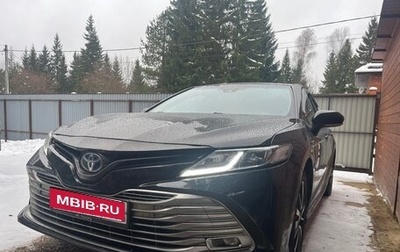 Toyota Camry, 2019 год, 2 400 000 рублей, 1 фотография
