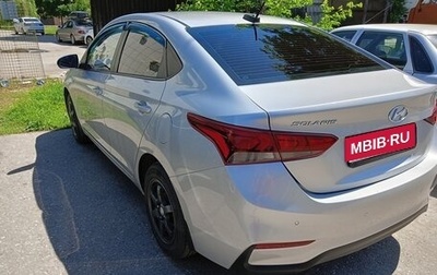Hyundai Solaris II рестайлинг, 2018 год, 1 200 000 рублей, 1 фотография