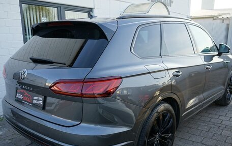 Volkswagen Touareg III, 2022 год, 5 630 000 рублей, 3 фотография