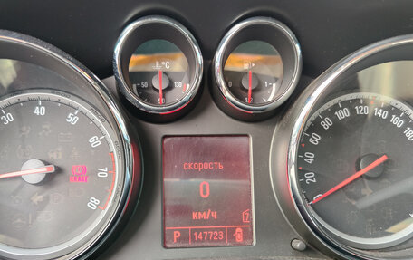 Opel Astra J, 2011 год, 990 000 рублей, 13 фотография