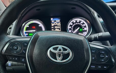 Toyota Camry, 2019 год, 2 400 000 рублей, 5 фотография