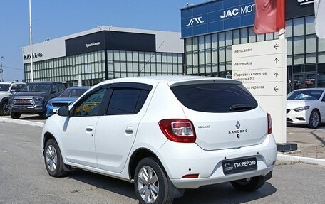Renault Sandero II рестайлинг, 2018 год, 1 000 000 рублей, 8 фотография