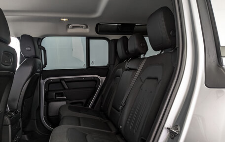 Land Rover Defender II, 2021 год, 5 700 000 рублей, 12 фотография