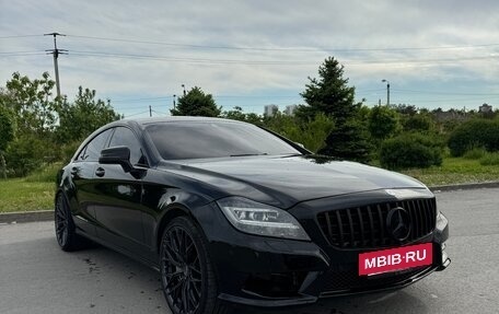 Mercedes-Benz CLS, 2013 год, 2 100 000 рублей, 10 фотография
