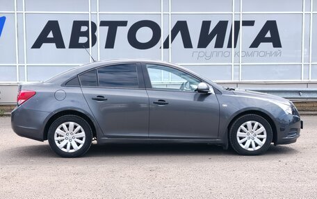 Chevrolet Cruze II, 2011 год, 564 000 рублей, 3 фотография
