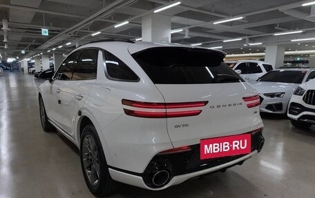 Genesis GV70, 2021 год, 5 500 000 рублей, 13 фотография