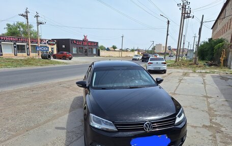 Volkswagen Jetta VI, 2012 год, 970 000 рублей, 4 фотография