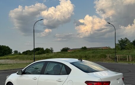 KIA Rio IV, 2022 год, 1 700 000 рублей, 3 фотография