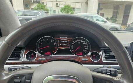 Audi A8, 2006 год, 950 000 рублей, 12 фотография
