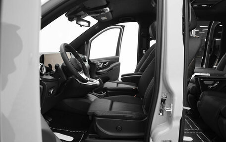 Mercedes-Benz V-Класс, 2024 год, 14 990 000 рублей, 23 фотография