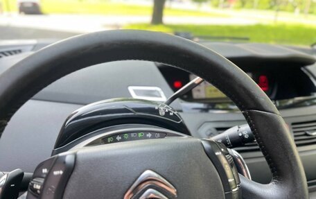 Citroen C4 Picasso II рестайлинг, 2011 год, 665 000 рублей, 7 фотография