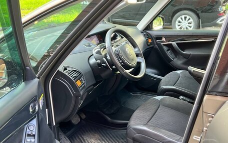 Citroen C4 Picasso II рестайлинг, 2011 год, 665 000 рублей, 12 фотография
