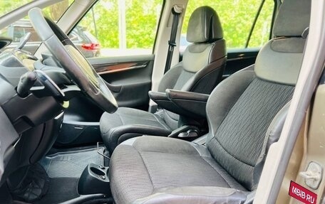 Citroen C4 Picasso II рестайлинг, 2011 год, 665 000 рублей, 13 фотография