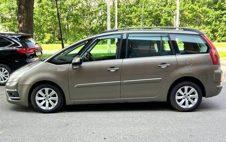 Citroen C4 Picasso II рестайлинг, 2011 год, 665 000 рублей, 26 фотография