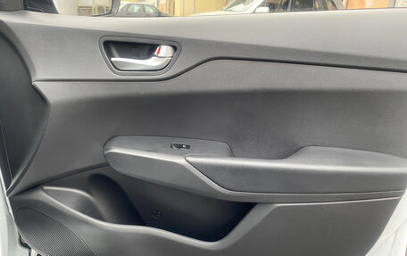 Hyundai Solaris II рестайлинг, 2020 год, 1 570 000 рублей, 12 фотография