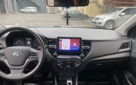 Hyundai Solaris II рестайлинг, 2020 год, 1 570 000 рублей, 8 фотография