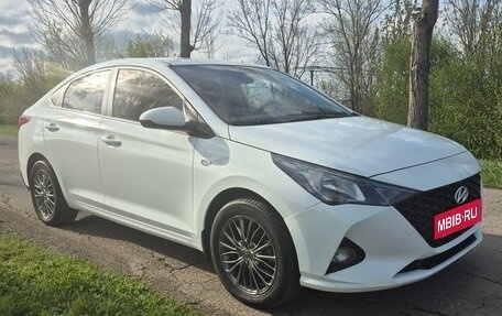 Hyundai Solaris II рестайлинг, 2020 год, 1 570 000 рублей, 7 фотография