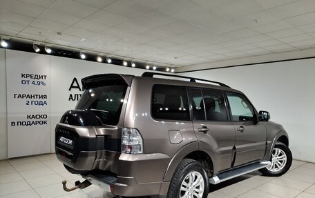 Mitsubishi Pajero IV, 2015 год, 2 290 000 рублей, 2 фотография
