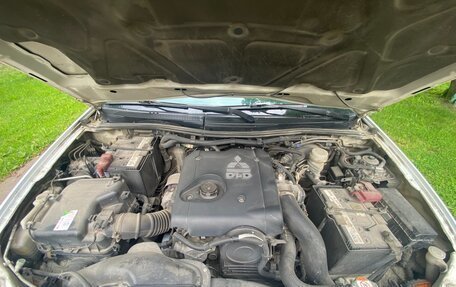 Mitsubishi Pajero Sport II рестайлинг, 2013 год, 1 650 000 рублей, 13 фотография