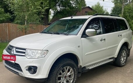 Mitsubishi Pajero Sport II рестайлинг, 2013 год, 1 650 000 рублей, 6 фотография