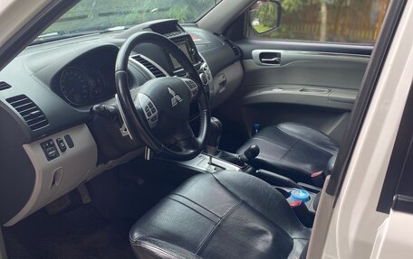 Mitsubishi Pajero Sport II рестайлинг, 2013 год, 1 650 000 рублей, 17 фотография